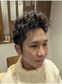 メンズツーブロックショートパーマスタイル