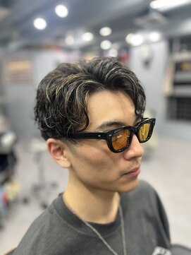 アイコン ブルー メンズ(I-CON #blue MEN'S) ナチュラル毛流れパーマ×ハイライト