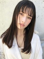 髪質改善トリートメントで叶う美髪ストレート　艶髪　前髪