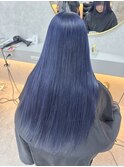 ブルー
