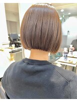 グラフ 鎌倉(GRAFF) 大人可愛い20代30代40代前下がりショートボブ【GRAFF鎌倉】