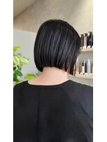 マル 薬院浄水店(MAR.co) 暗髪ぷつっとボブ