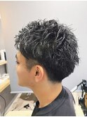【清潔感×色気】黒髪ツーブロックの大人ニュアンスウェーブ