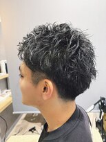 ギーク(Geek)&nbsp;【清潔感×色気】黒髪ツーブロックの大人ニュアンスウェーブ