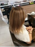 外国人風ブロンドハイライトカラー