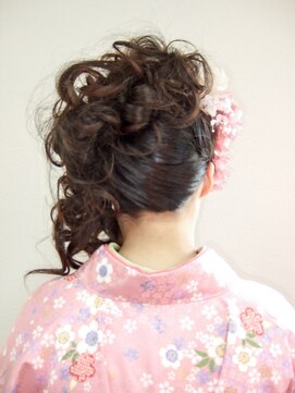 美容室 人形の家 本店 卒業式