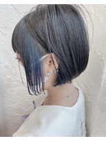 カモン(CAMON)&nbsp;[CAMON. ]#ピアスカラー#くすみブルー#コンパクトボブ