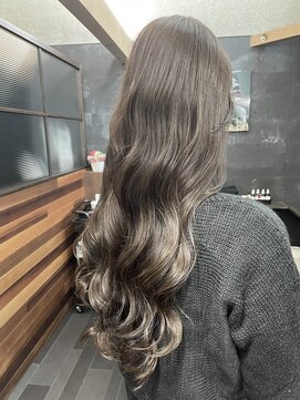 エーデルシェーンハイト(EDEL schonheit) 巻き髪×アッシュベージュ×超音波トリートメント