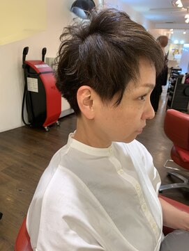 キングダム 元町店(KINGDOM) ウィスピーフェザーショート