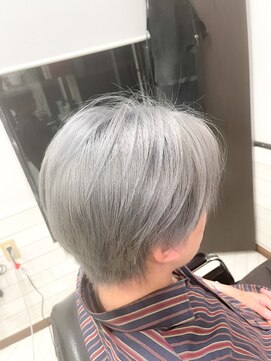 ヌーベルバレ(Nouvelle Vallee) シルバーヘア×メンズ