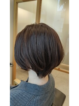  リュクスバトーバイトリコ 船橋南口店(Luxe BATEAU by tricot) ショートボブ
