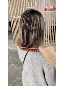 エタ(eta) 【eta】バレイヤージュ×ミルクティーベージュ /金井