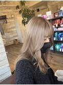 ミルクティーベージュ