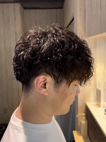 アクシー ヘアーアンドメイク(AXY HAIR&MAKE)&nbsp;スパイラルパーマダウンパーマニュアンスパーマセンターパート