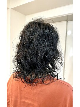 イチエ(icie) 黒髪×ニュアンスパーマ