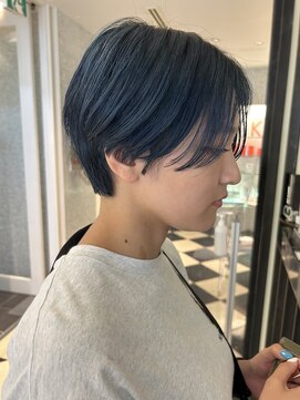 ラパンセヴェール(LA PENSEE VERT) ネイビーブルーのハンサムショート