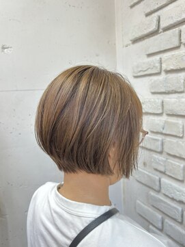 クリーブ 池袋(creeb) ショートボブ、ベージュ