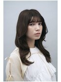 シースルーな前髪が可愛いミディアムレイヤー