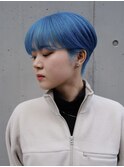 ブルーカラー/青髪/ハイトーンショート/刈り上げ女子/ハイトーン