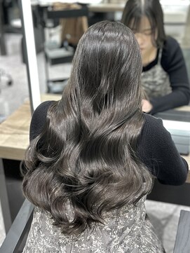 サヴォア(Savoir) 【安藤】艶髪×透明感を叶えるオリーブグレージュ