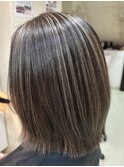 ハイライトベージュ　ボブ