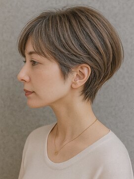 ビューティースペースラルジュヘアー(Beauty Space Large hair) ショートヘアフェイスレイヤー小顔前下がり透明感30代40代50代