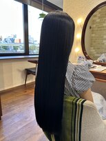 エルサフィロ キタハマ(el zafiro kitahama)&nbsp;20×30×40代×透明感×ロング×髪質改善×ブルーブラック