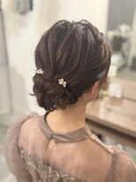 ロンド(Rond) ミディアムボブからゆるっと毛流れシニヨン