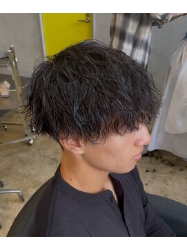 ルーメン 岐阜(ROOO MEN) 縦落ちツイストスパイラルパーマ