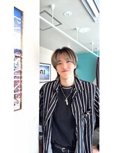 ヘアメイク アース 佐賀鳥栖店(HAIR&MAKE EARTH) 吉田 遥稀