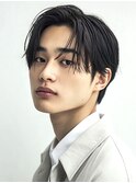 韓国風黒髪人気ツーブロックセンターパートパーマ