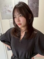 エトワ 中央店(etoi)&nbsp;大分ハッシュカット胸上鎖骨下ミディアムレイヤースタイルかるめ