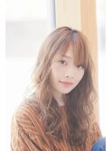 王道フェミニンスタイル