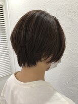 エマ(emma)&nbsp;★癖を活かしたショートボブ★ラベンダーカラーで艶感を★