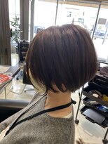 ヘアーサロンデフォーエバールークス(hairsalon de Forever Lux)&nbsp;ナチュラル前下がりショートボブにラベンダーベージュ
