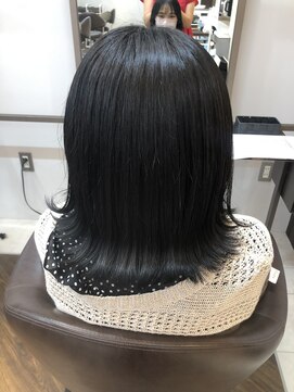 アプシー 三田駅前店(Apsee) ダークシルバーカラー