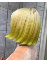 ウェイビー(WAVY)&nbsp;ハイトーンボブ　裾グラデーション