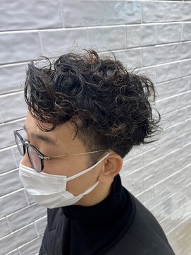 ステア ケース(stair case) アップバングメンズパーマ