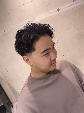 フランクスバーバーザスタンド(Frank’s barber the stand) ツーブロックパーマテーパーフェードE