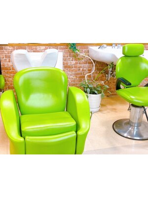 【野里】選べる2種類のシャンプー椅子で、居心地のよい至福のサロンタイムをお過ごしください♪