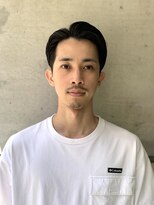 イナフ(ENUFF)&nbsp;多毛でも収まりよくする扱いやすさ重視のサイドパート