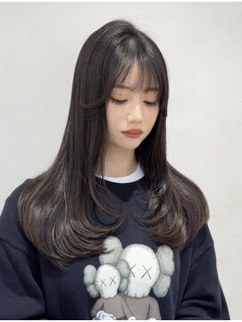 ザックラフィネ(ZACC raffine) レイヤーカット/ワンカール/縮毛矯正