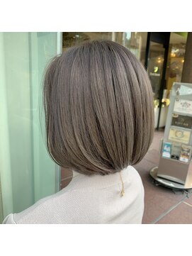 ザ デイ 本町(THE DAY) 大人のワンカラー/チョコレートベージュ/赤み消しカラー髪質改善