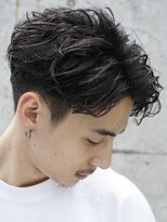 フィフス 大分(fifth)&nbsp;大分ツイストスパイラルパーマセンターパートツーブロックゆるめ