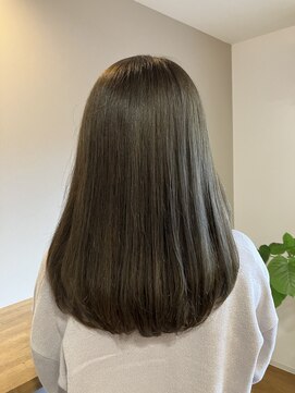 リポゾ(Riposo.) ブリーチなしオリーブグレージュ