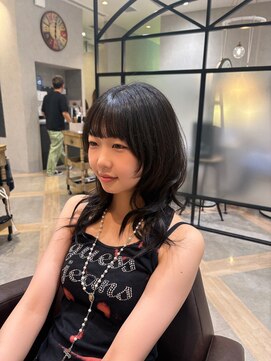 ザザ シンジュク(ZA/ZA shinjuku) 新宿顔周りカット/ハイレイヤーカット