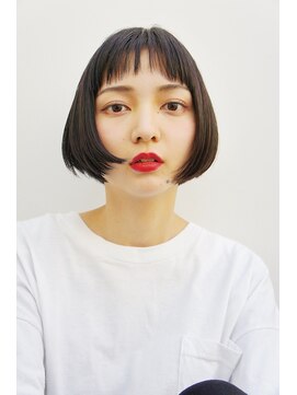 ドロップ(drop) 切りっぱなしネオボブはシュールストレートに