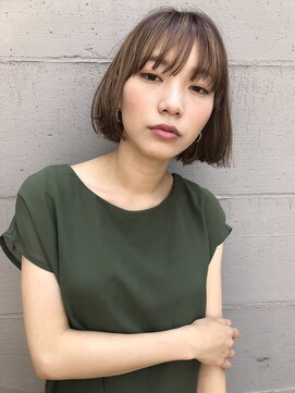 ミィ 表参道(mee.) 【mee.】ハセガワヒトシ　ハイグラデーション　ミニ大人ボブ