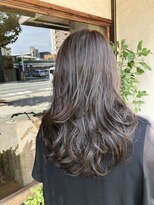 シークヘアー(Chic hair)&nbsp;大人女子のための艶カラー&ふわふわパーマ
