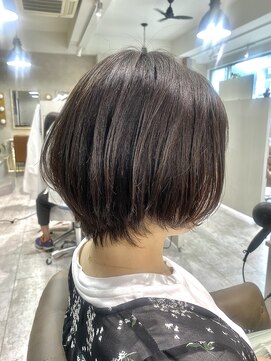 ハナビ(hanabi) 髪質改善　ダークアッシュ　アッシュヴァイオレット